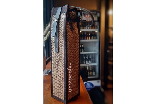 กล่องกระจูดสำหรับใส่ขวดไวน์