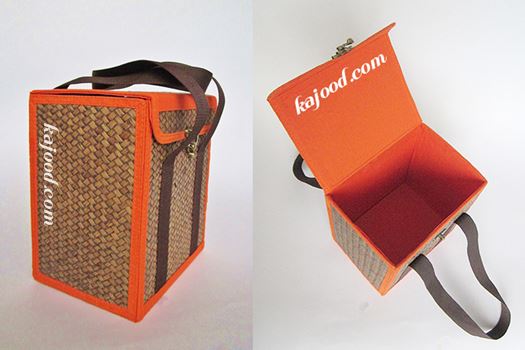 กล่องกระจูดสี่เหลี่ยม